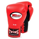 Twins Lace-up Gloves / Pro / Red - 8oz Twins Lace-up Gloves / Pro / Red - 8oz