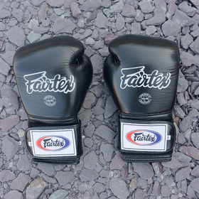 Fairtex 14oz BGV9 Black Mexican Muay Thai Gloves (damaged)