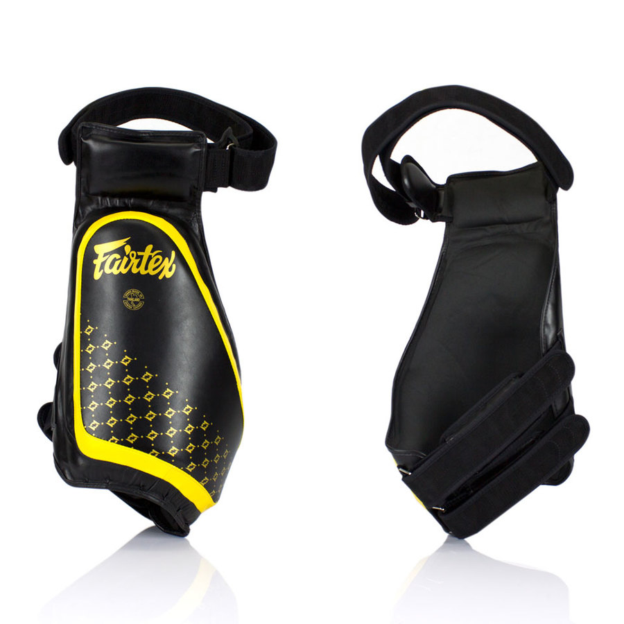 Fairtex TP4 Fairtex Black-Yellow Lightweight Thigh Pads 