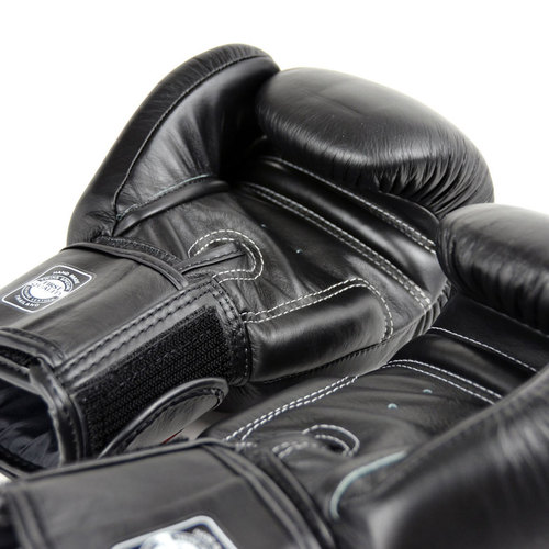 Twins Boxing Gloves / BGVL3 / Black
